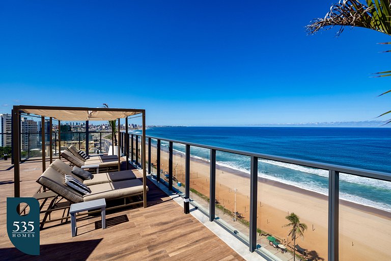Studio em condomínio de frente para o mar