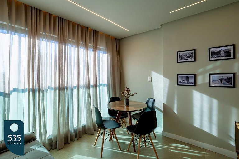 Studio em condomínio de frente para o mar
