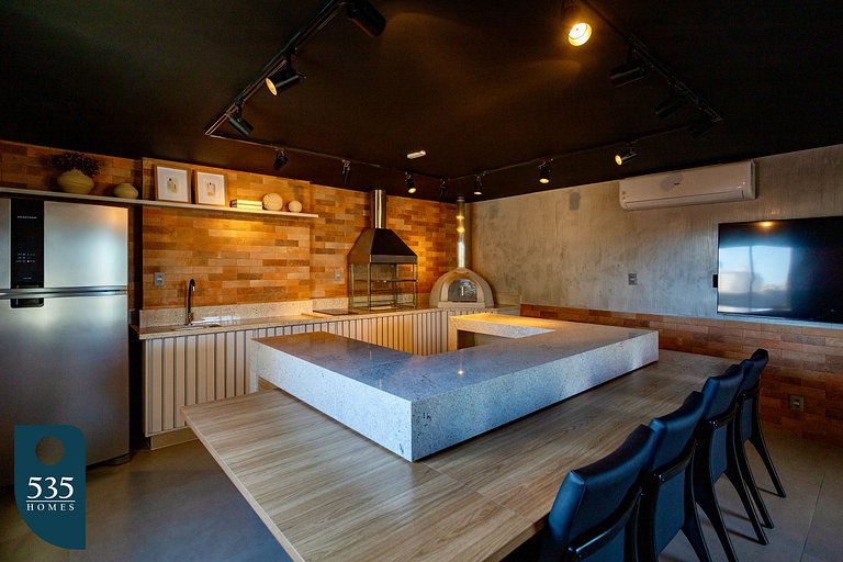 Studio em condomínio de frente para o mar