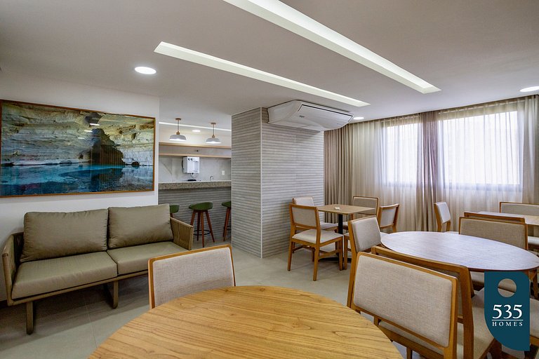 Modern Studio in upscale neighborhood near Mall