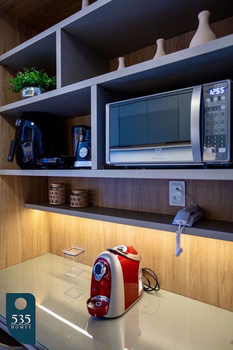 Quarto e sala moderno a 700m do Salvador Shopping