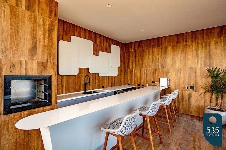 Your Cozy Retreat 100m from Farol Beach