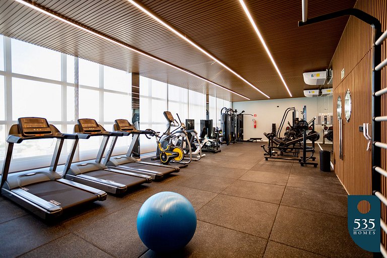 Your Cozy Retreat 100m from Farol Beach