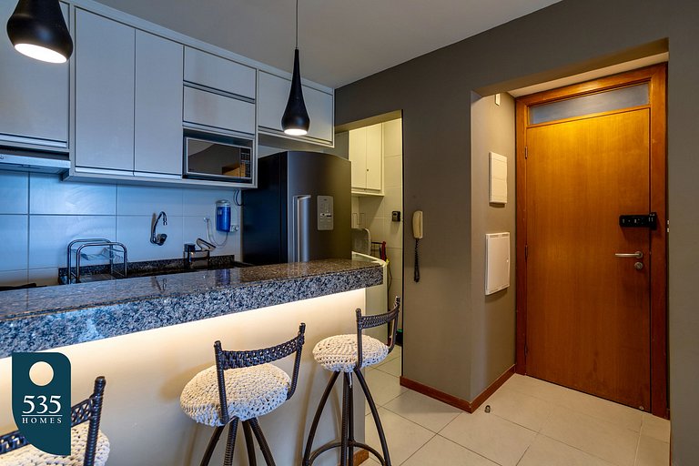 Stay comfortably next to Salvador Shopping