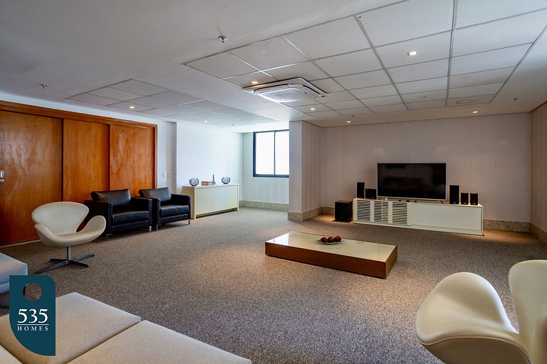 Stay comfortably next to Salvador Shopping