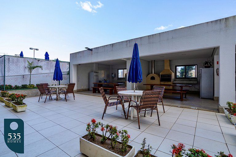Stay comfortably next to Salvador Shopping