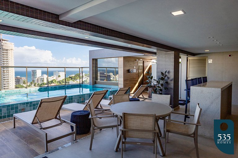 Quarto e sala na Barra a 550m do Shopping