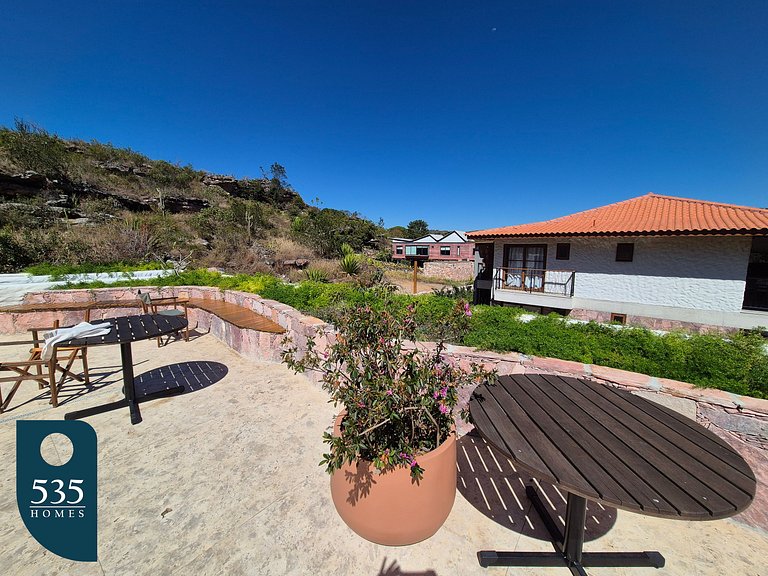 Stay in 2 Bedroom Apartment in Mucugê city center