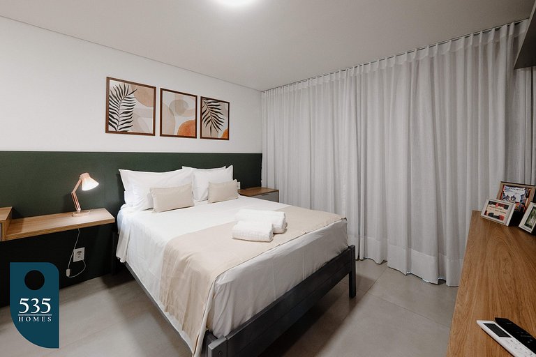 Live Salvador near beach and Centro de Convenções