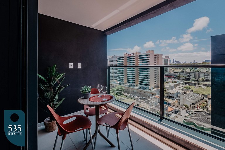 Live Salvador near beach and Centro de Convenções