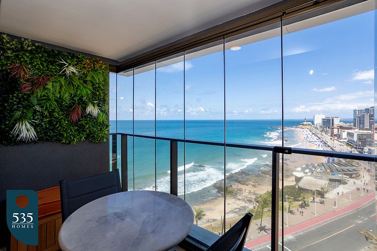 Relaxe com vista espetacular para o Farol da Barra