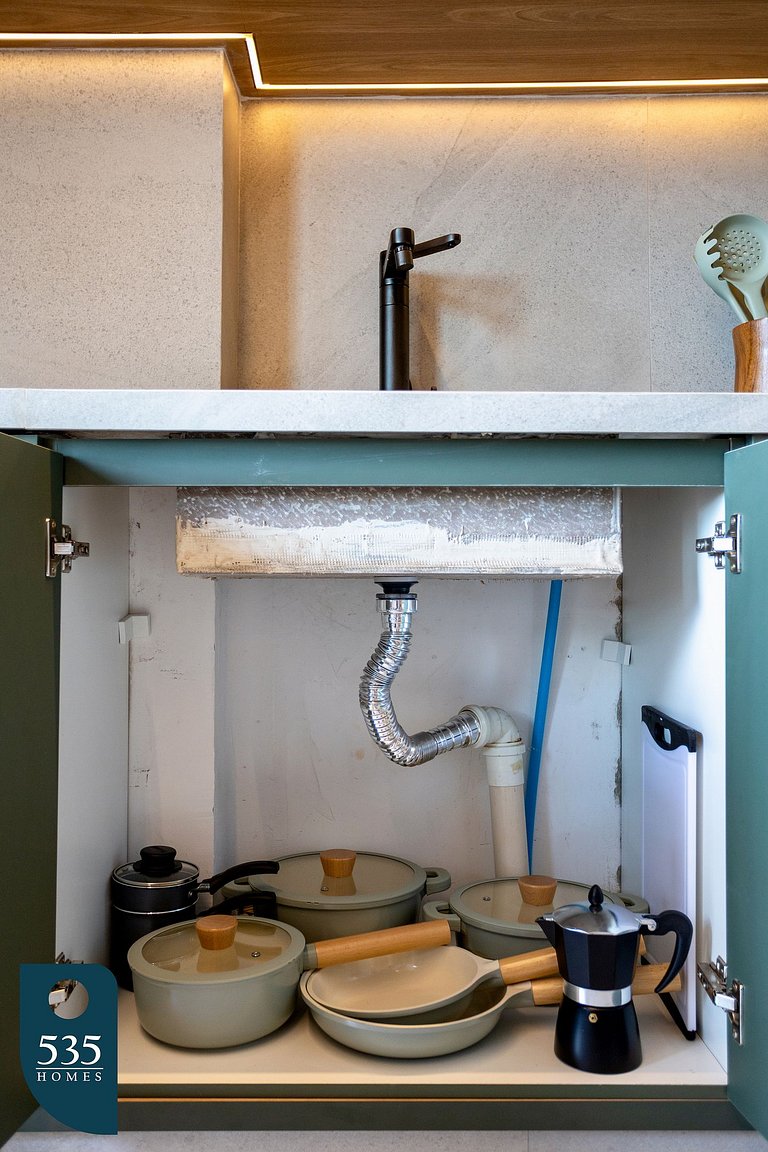 NOVO Hospedagem Confortável no Corredor da Vitória