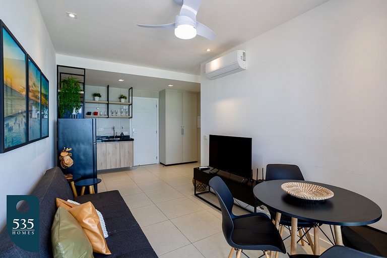 Enjoy your stay steps from Farol da Barra