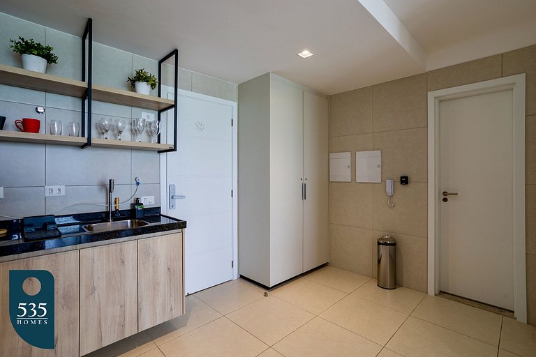 Aproveite sua estadia a passos do Farol da Barra