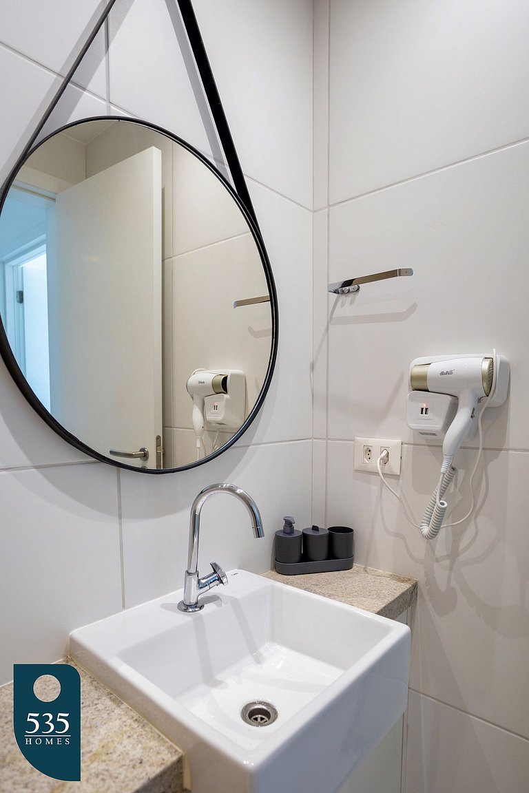 Aproveite sua estadia a passos do Farol da Barra