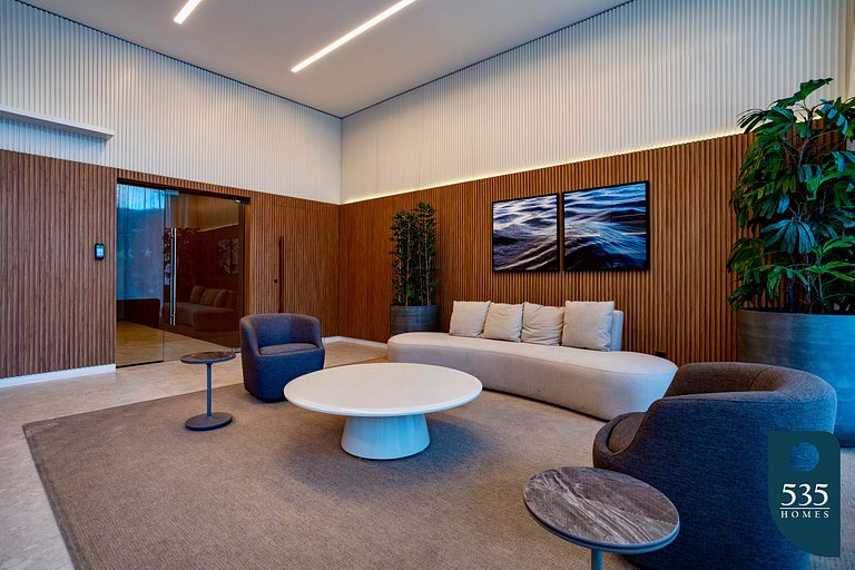 Aproveite sua estadia a passos do Farol da Barra