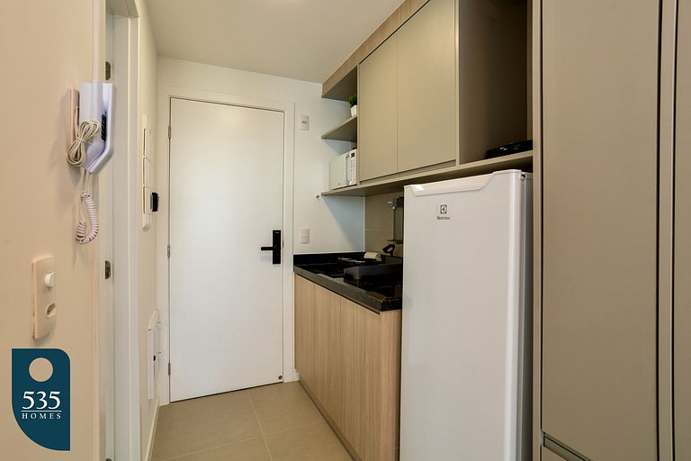 Enjoy Salvador between the sea and Shopping Barra