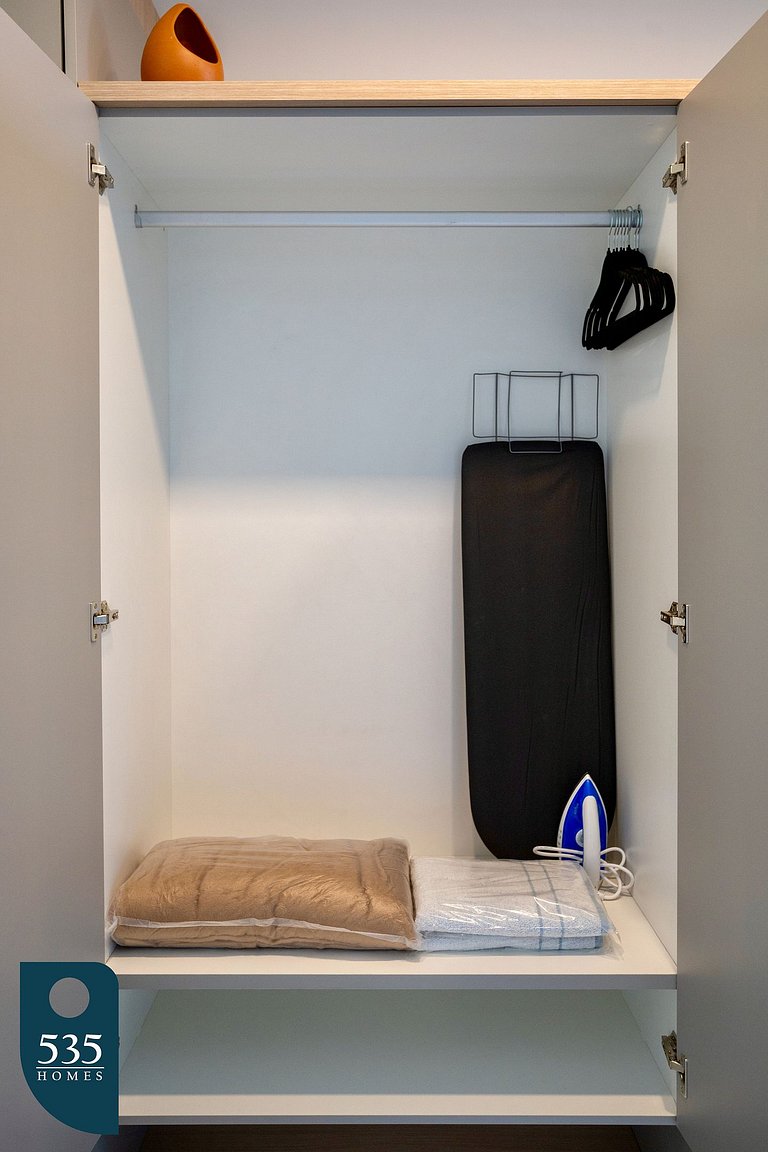 Enjoy Salvador between the sea and Shopping Barra