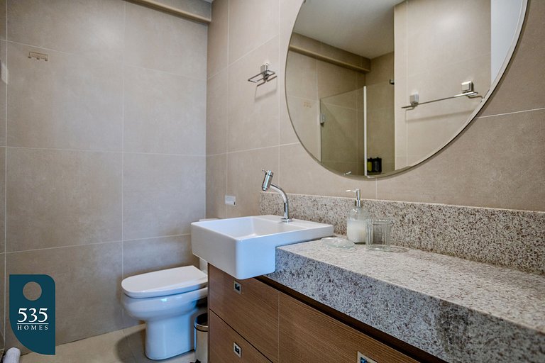 Discover the charm of Ondina in beachfront condo