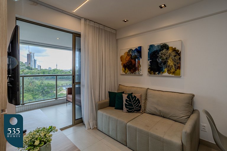 Discover the charm of Ondina in beachfront condo