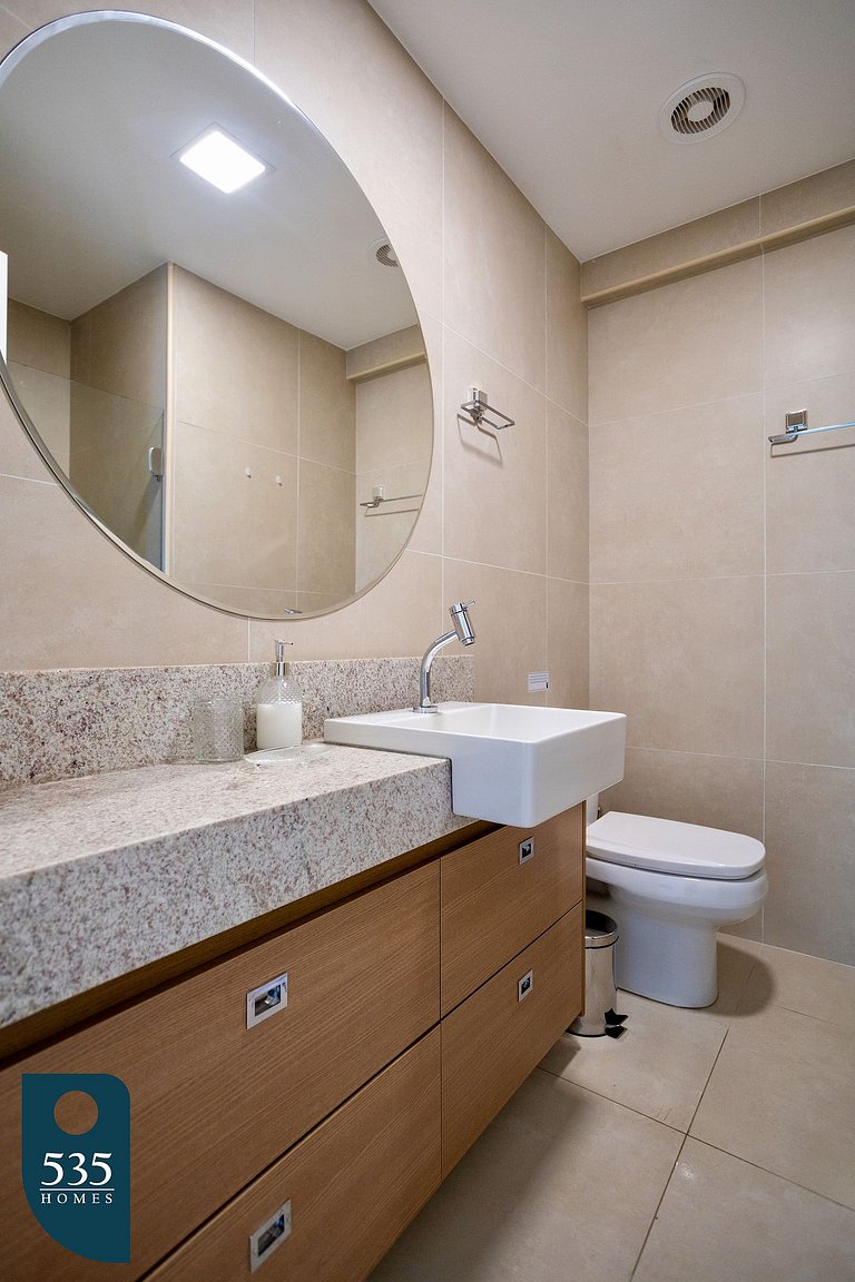 Discover the charm of Ondina in beachfront condo