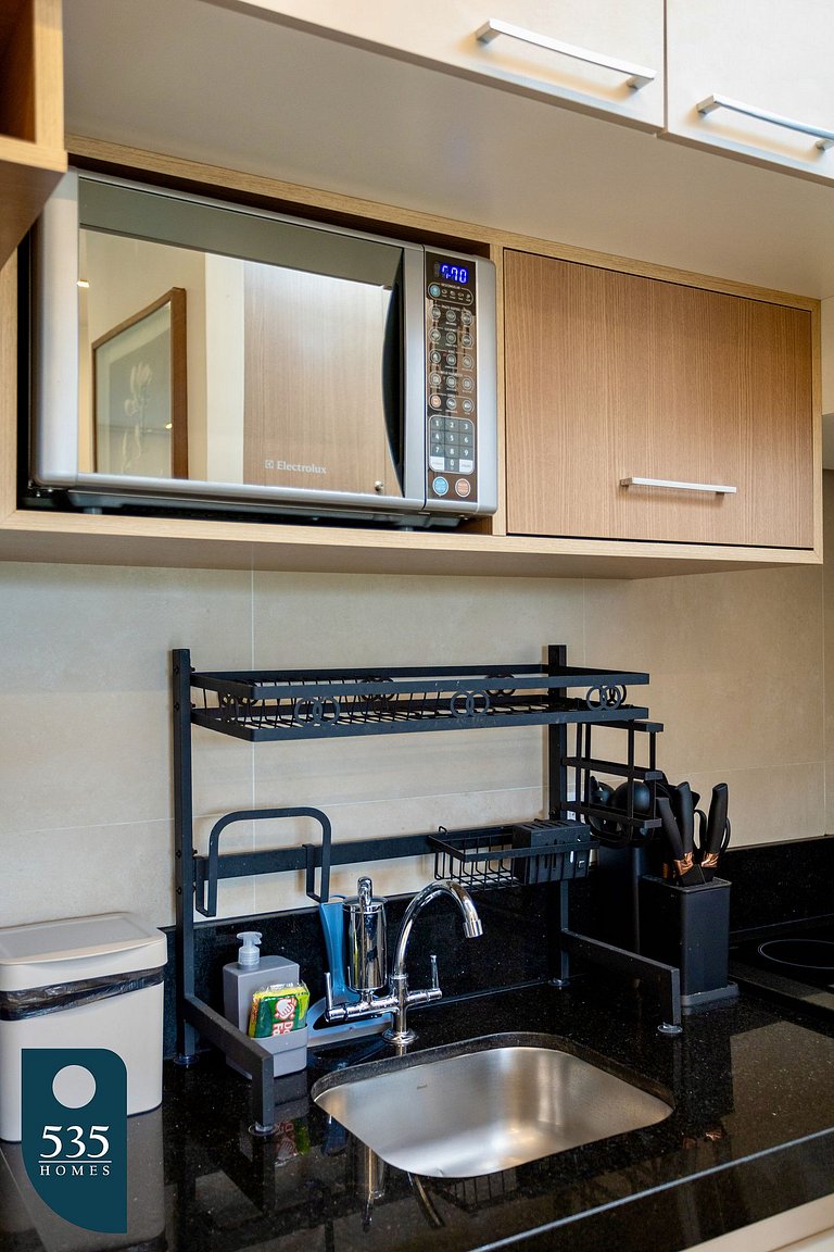 Discover the charm of Ondina in beachfront condo