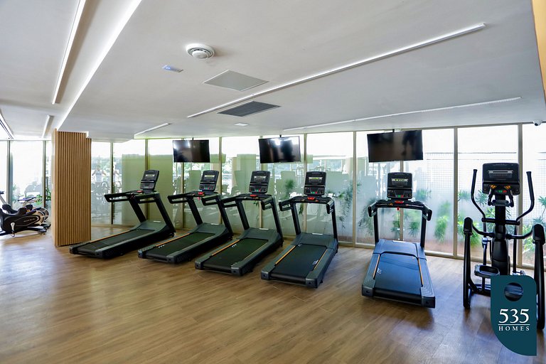 Discover the charm of Ondina in beachfront condo