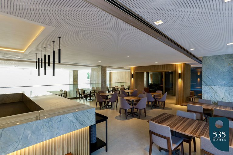 Discover the charm of Ondina in beachfront condo