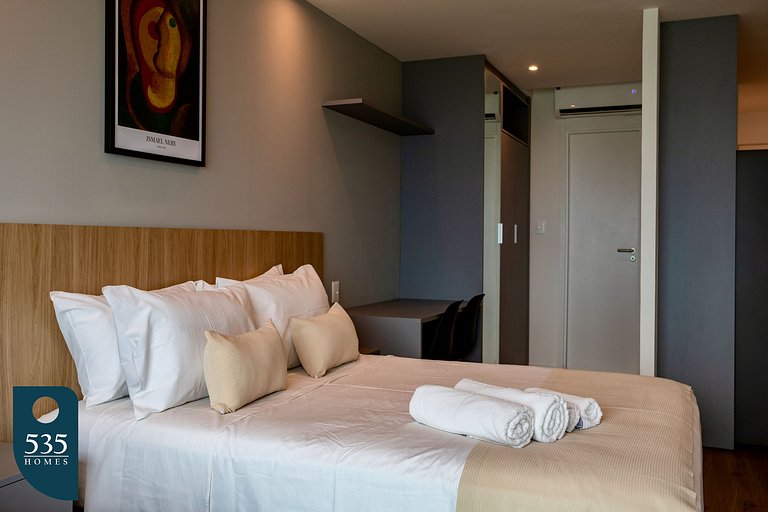 Sea view in high floor in Armação