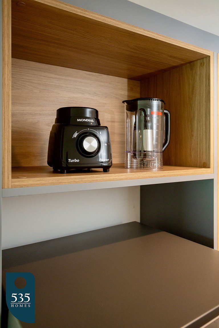 Vista mar em andar alto na Armação