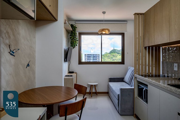 Apartamento aconchegante em andar alto em Ondina