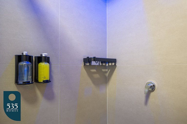 Studio localizado dentro da praia da Barra