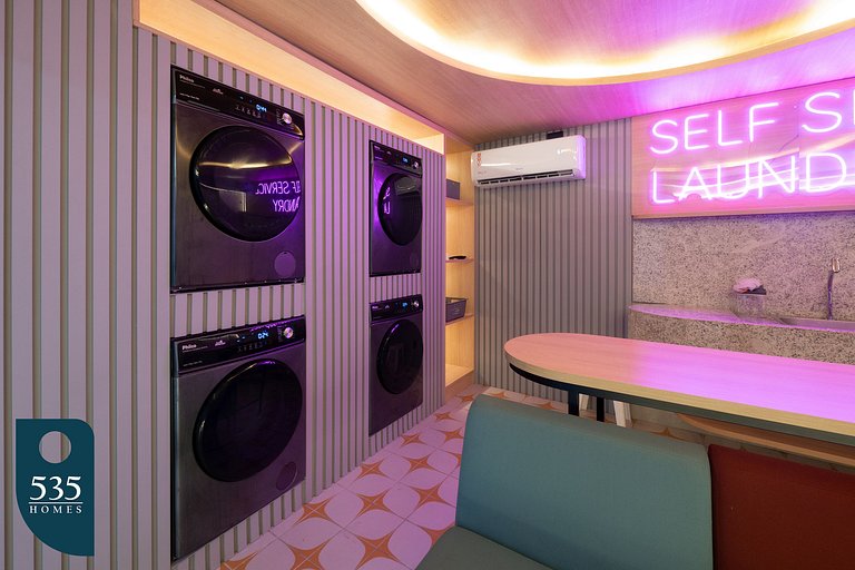 Studio localizado dentro do circuito do carnaval