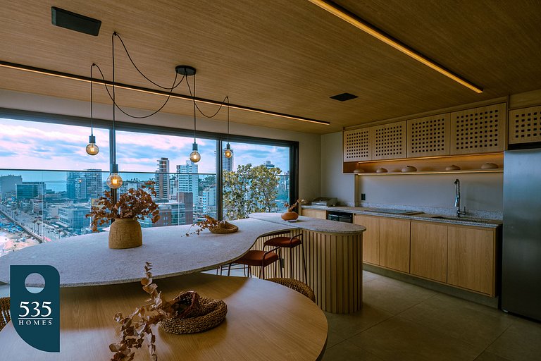 Studio localizado dentro da praia da Barra