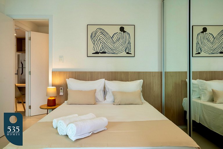 Stay Steps from the Barra Lighthouse