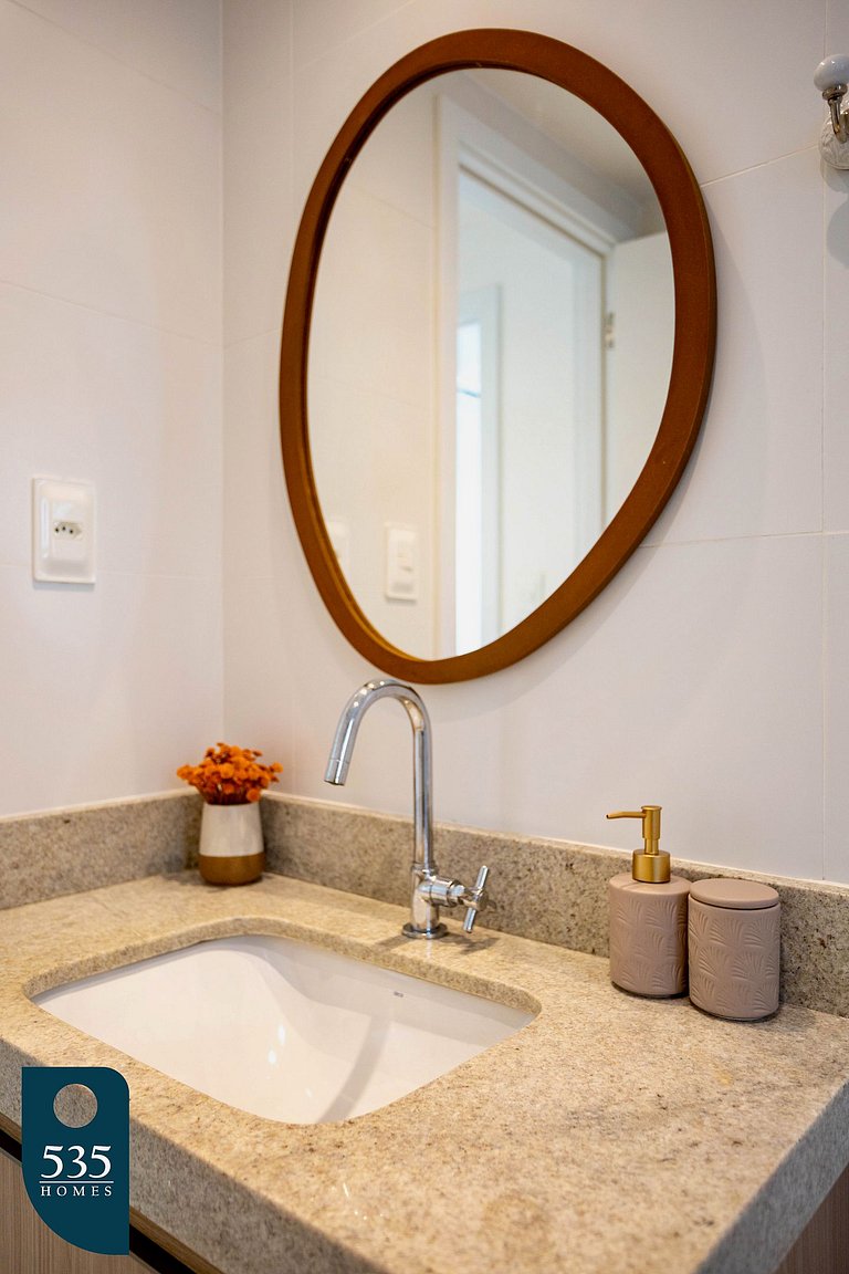 Stay Steps from the Barra Lighthouse