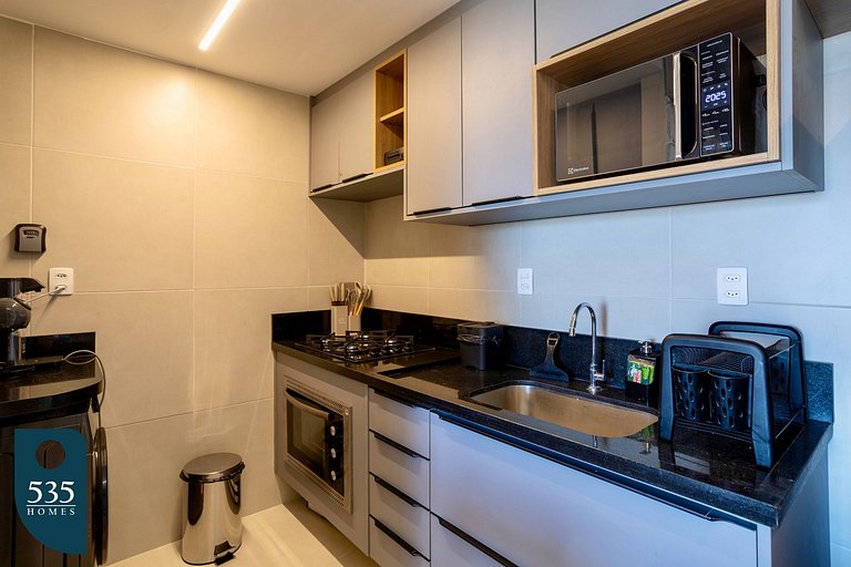 Seaview bedsitter in Stella Maris 400m from sea