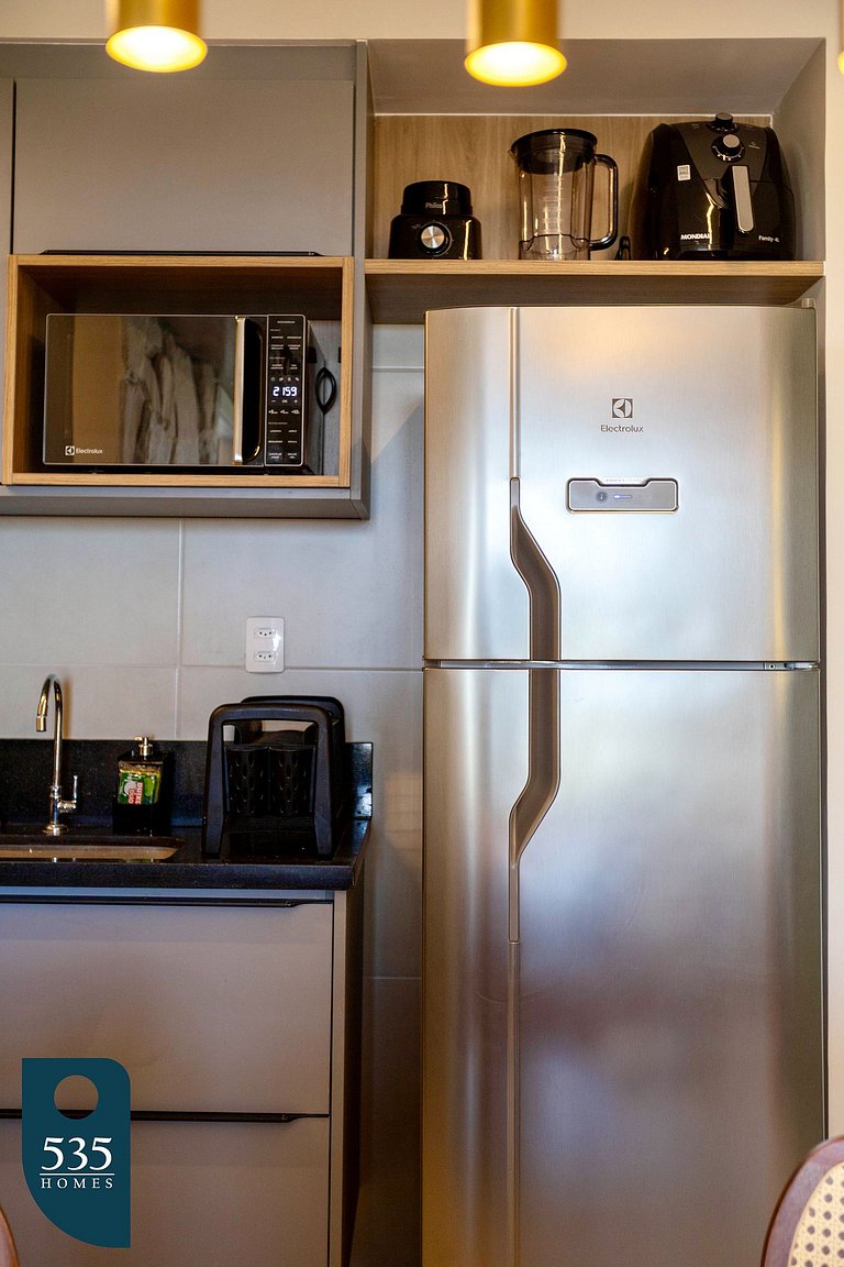 Seaview bedsitter in Stella Maris 400m from sea