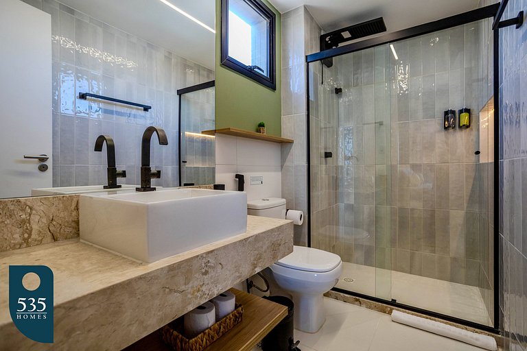 Seaview bedsitter in Stella Maris 400m from sea