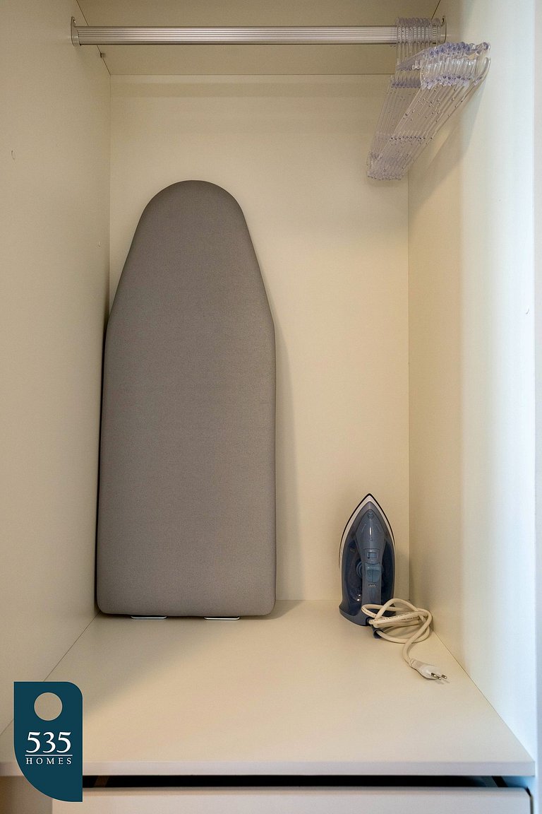 Studio in Caminho das Árvores with elevated view