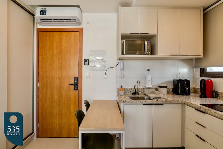 Studio in Caminho das Árvores with elevated view