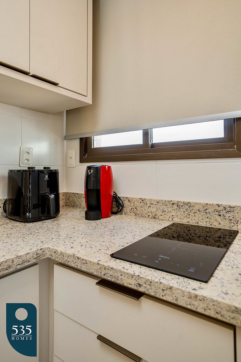 Studio no Caminho das Árvores com vista do alto