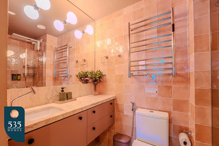 Apartamento na Armação com Vista para o Mar