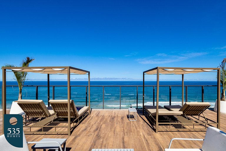 Apartment in Armação with Ocean View