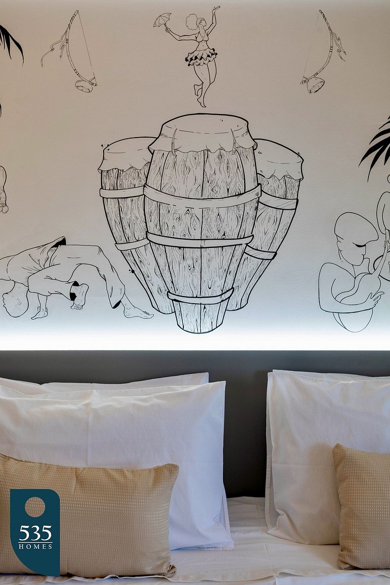 Experience the city of Salvador steps by the beach