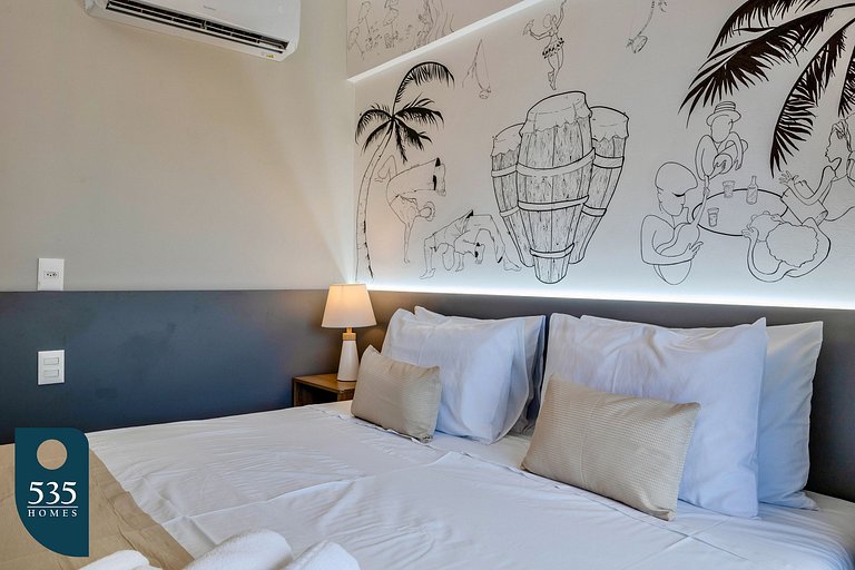 Experience the city of Salvador steps by the beach