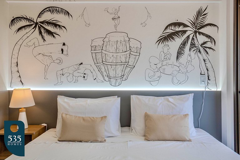 Experience the city of Salvador steps by the beach