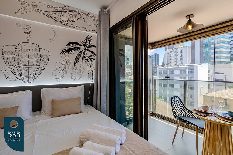 Experience the city of Salvador steps by the beach