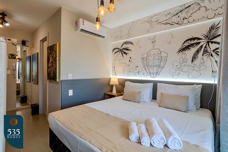 Experience the city of Salvador steps by the beach