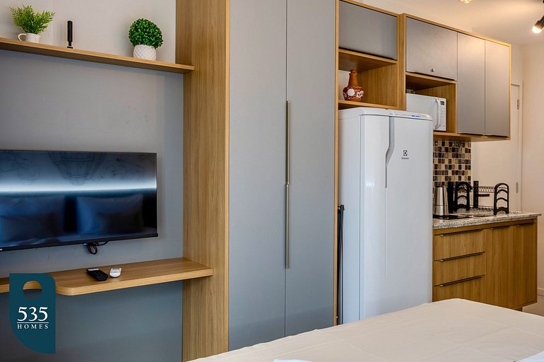 Experience the city of Salvador steps by the beach